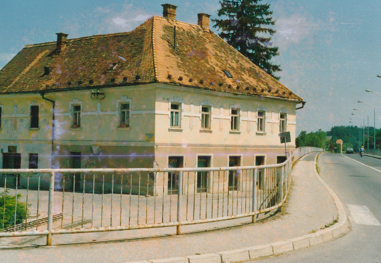 eika image
